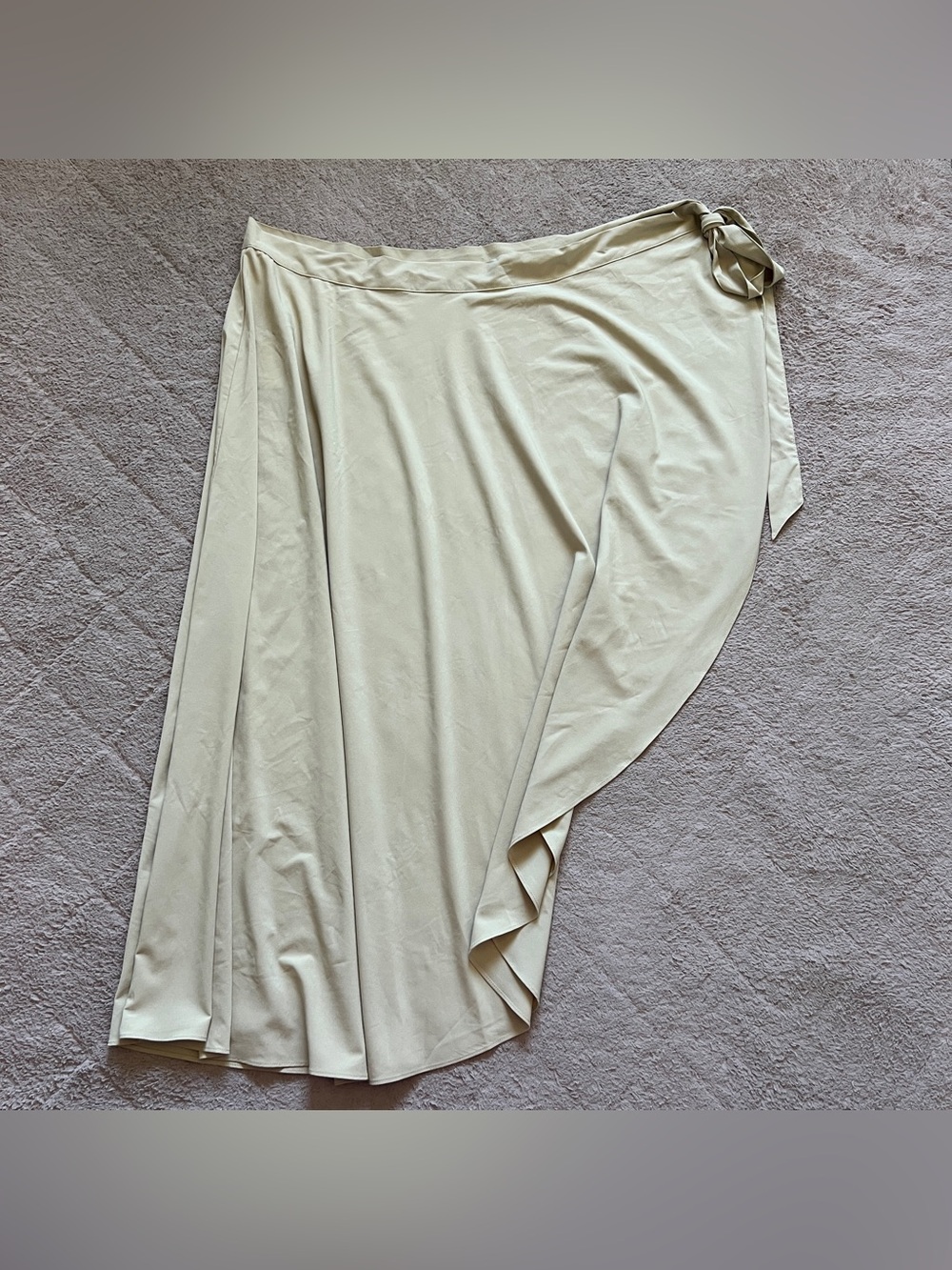 NWT HALARA Breezeful Tie Wrap Skirt Hi-Lo Stretch Minimalist Preppy Capsule Sz L